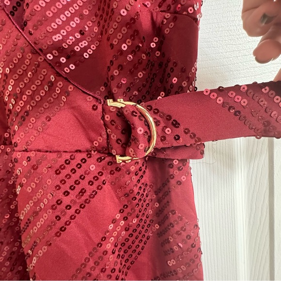 Luxology Burgundy Sequence Dress Sz Large - Picture 2 of 4